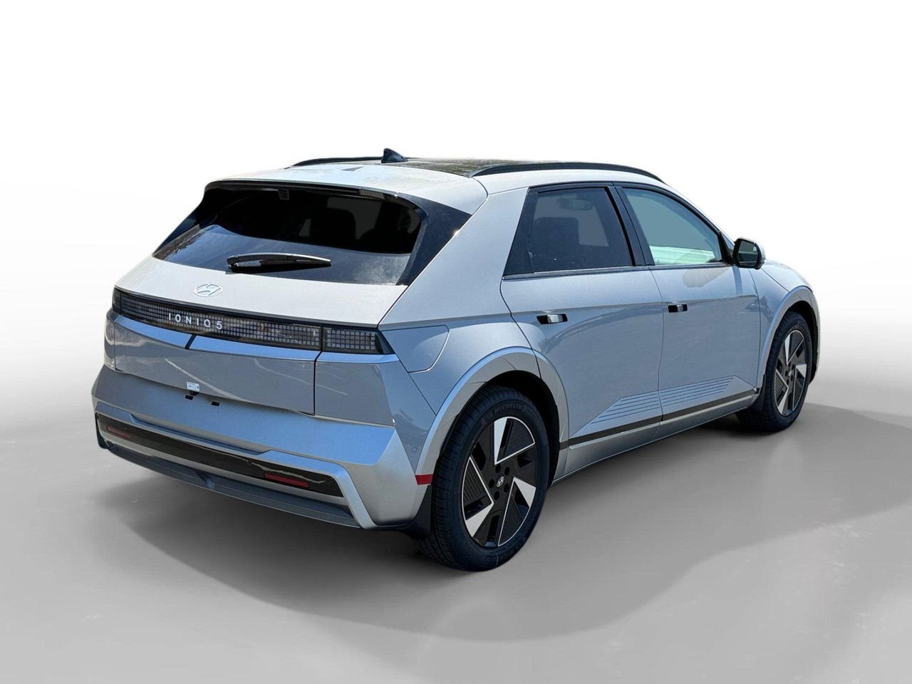 New 2026 Cyber Gray Hyundai Limited image 25