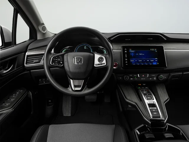Used 2018 Silver Honda Base image 46