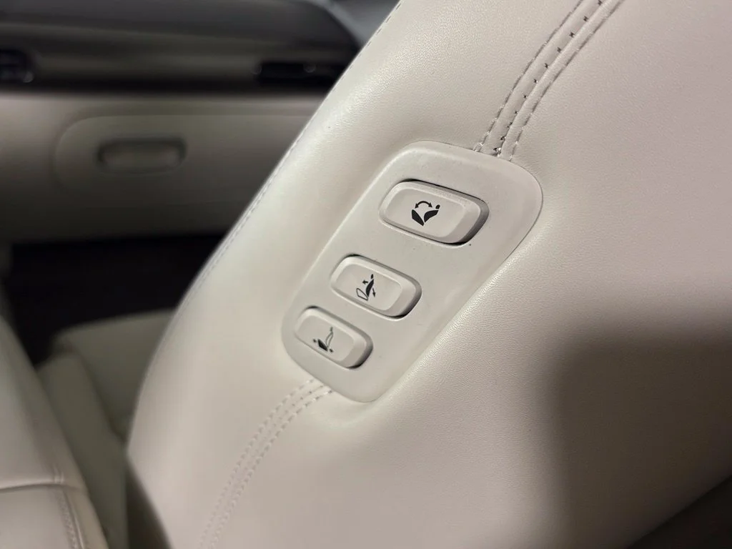 Used 2023 White Genesis Performance image 39