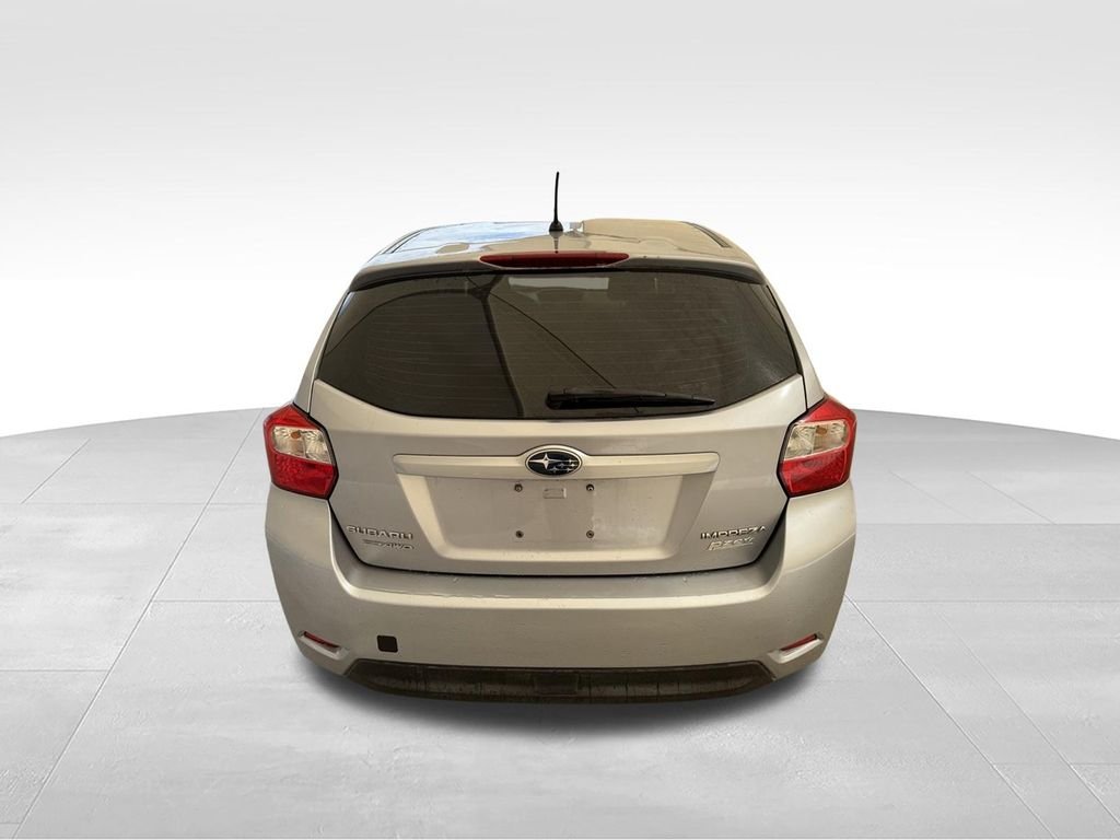 Used 2014 Ice Silver Metallic Subaru 2.0i Premium image 9