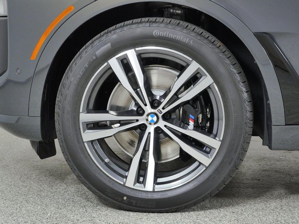 New 2027 Dravit Grey Metallic BMW xDrive40i image 16