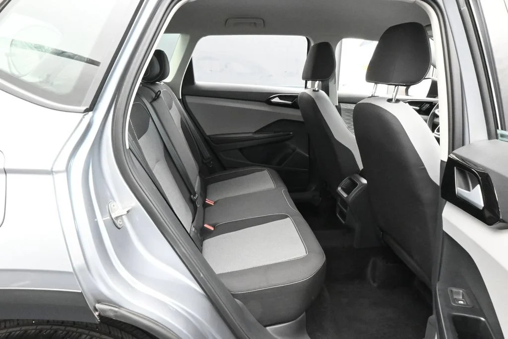 Used 2024 Silver Volkswagen 1.5T S image 30