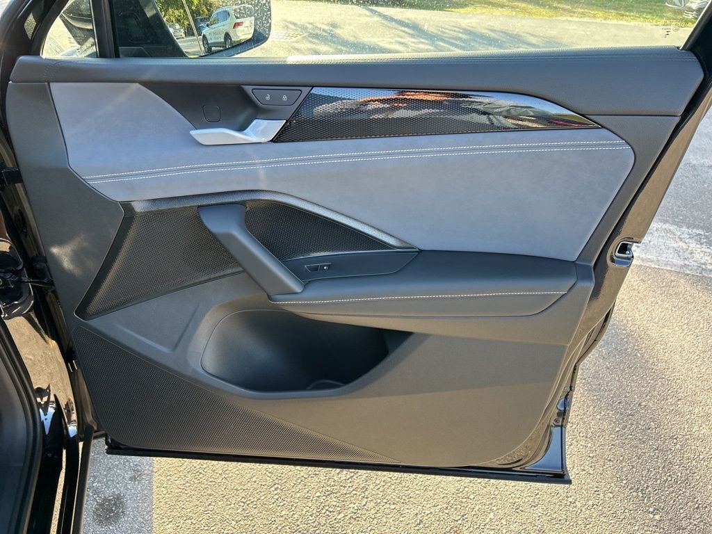 New 2026 Black Volkswagen 2.0T SE image 42