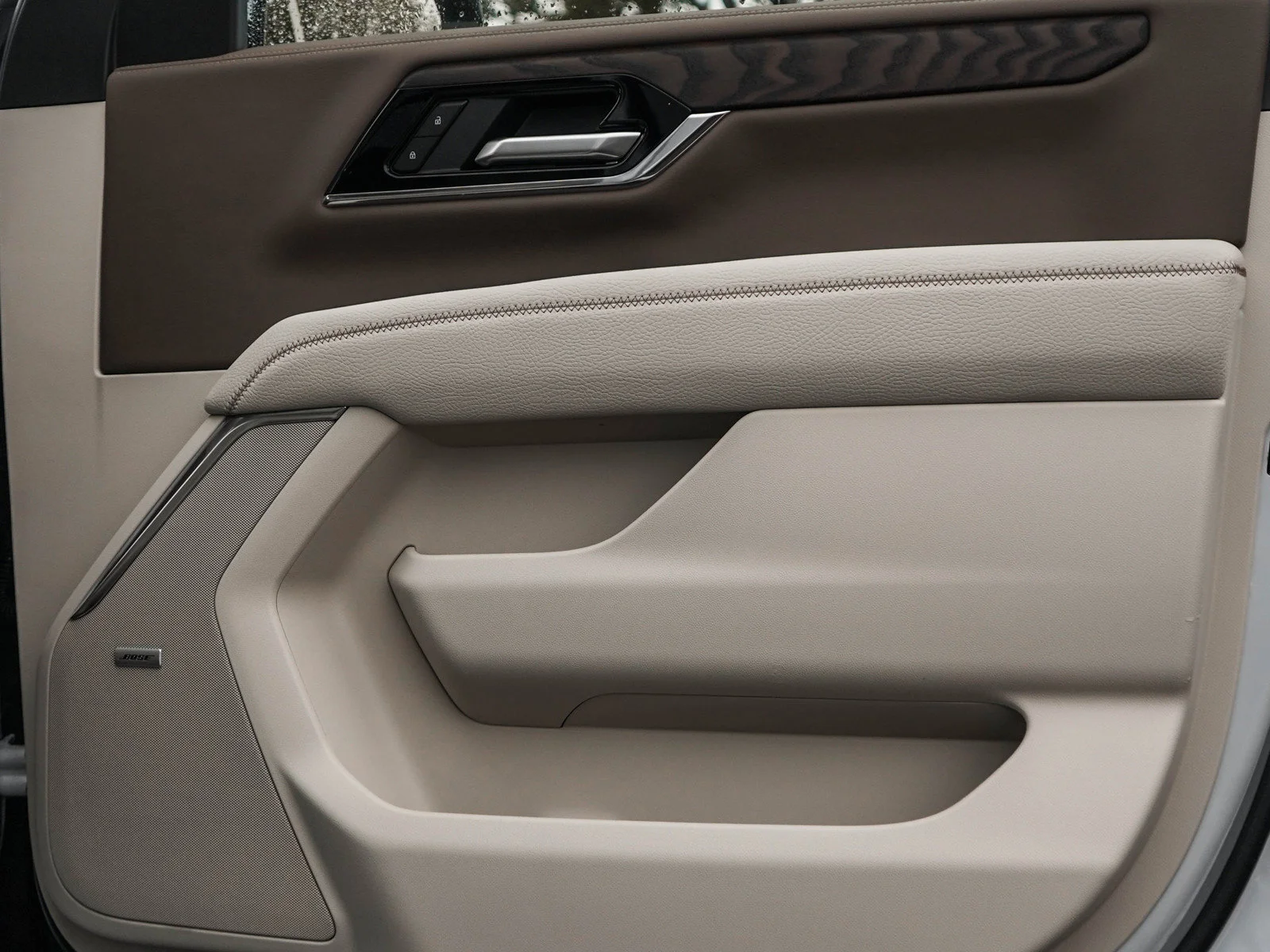 2026 GMC Yukon Denali - Photo 11