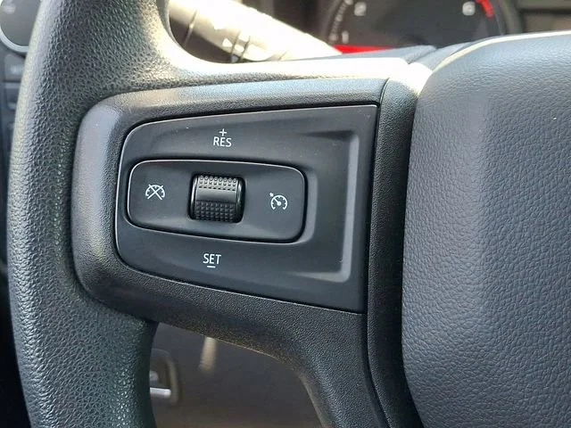 Used 2021 SHADOW GRAY METALLIC Chevrolet Custom image 21