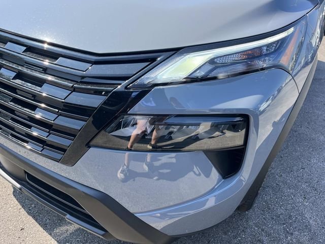 New 2026 Boulder Gray Pearl Nissan Dark Armor™ image 9