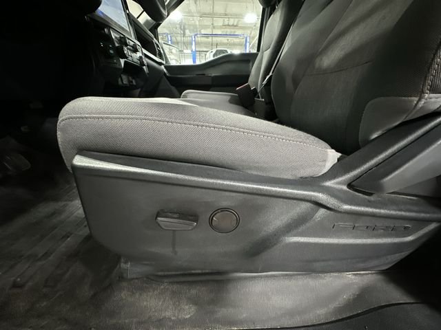 Used 2025 White Ford XL image 18