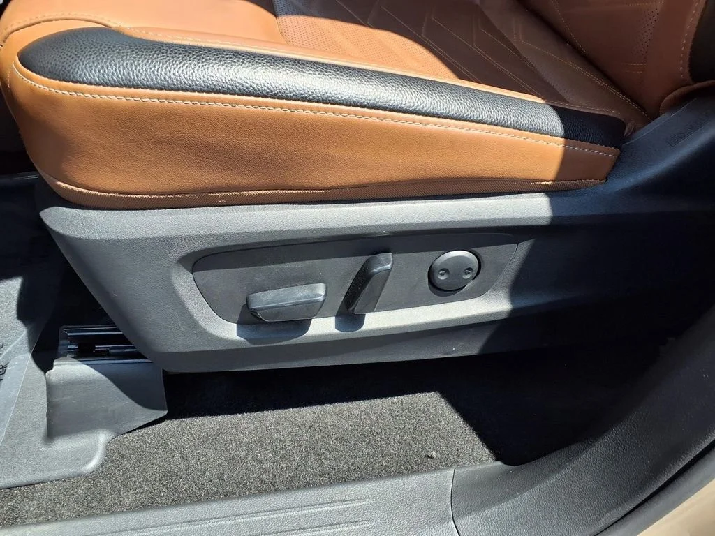 Certified Used 2024 Beige Nissan Platinum image 21