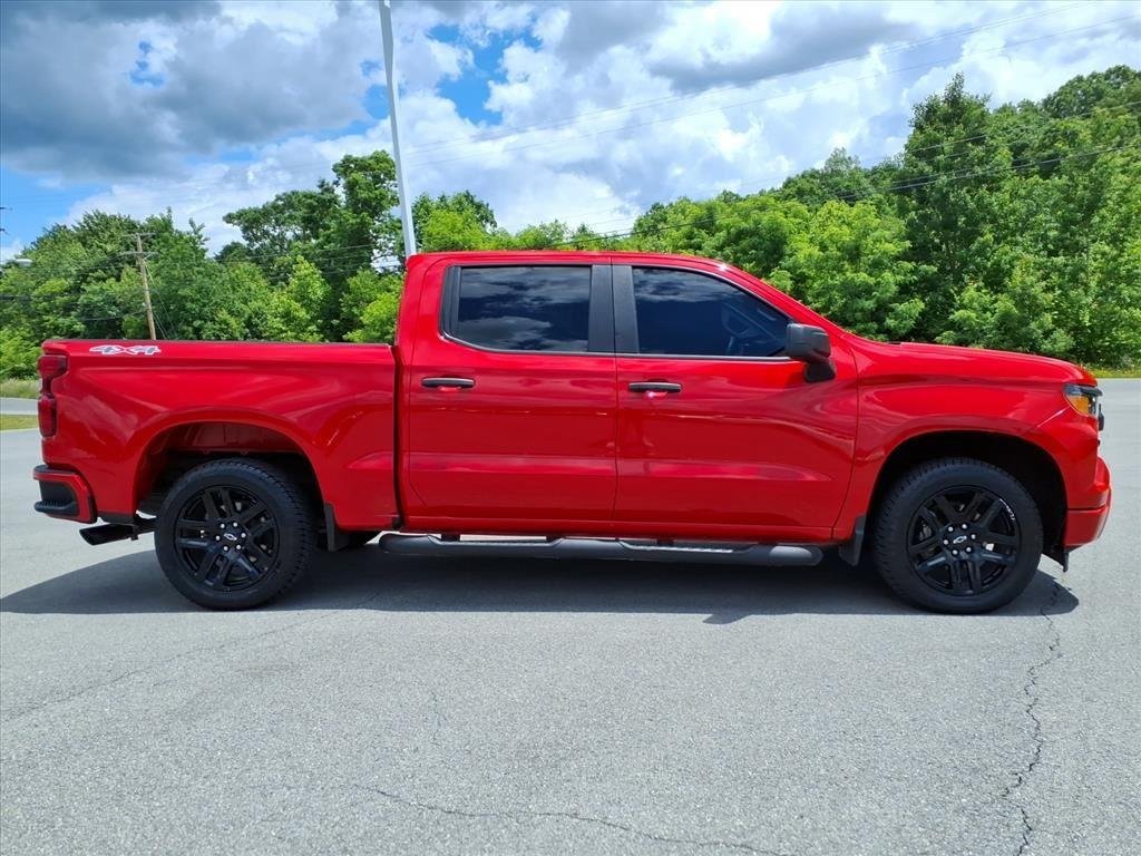 Used 2022 Red Hot Chevrolet Custom image 6