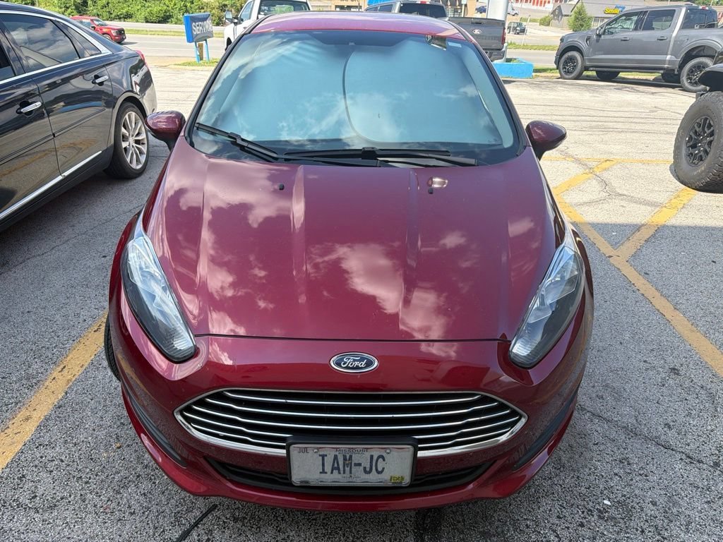 Used 2014 Ruby Red Metallic Ford SE image 2