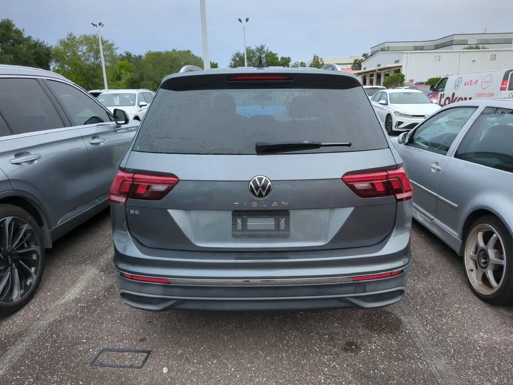Used 2024  Volkswagen 2.0T SE image 5
