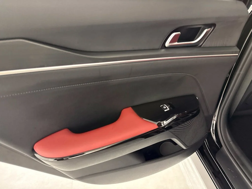 New 2027 Black Kia GT-Line image 21