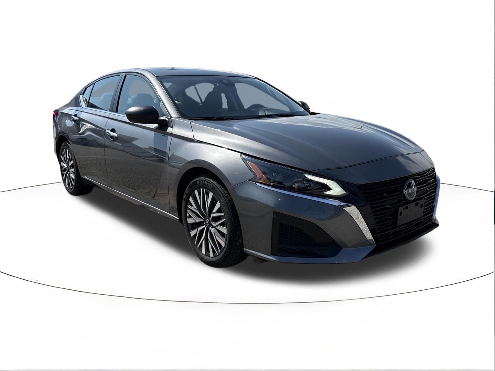 2025 Nissan Altima SV - Photo 1