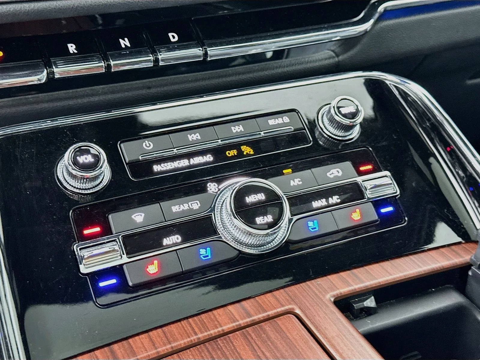 Used 2023 Gray Lincoln  image 27