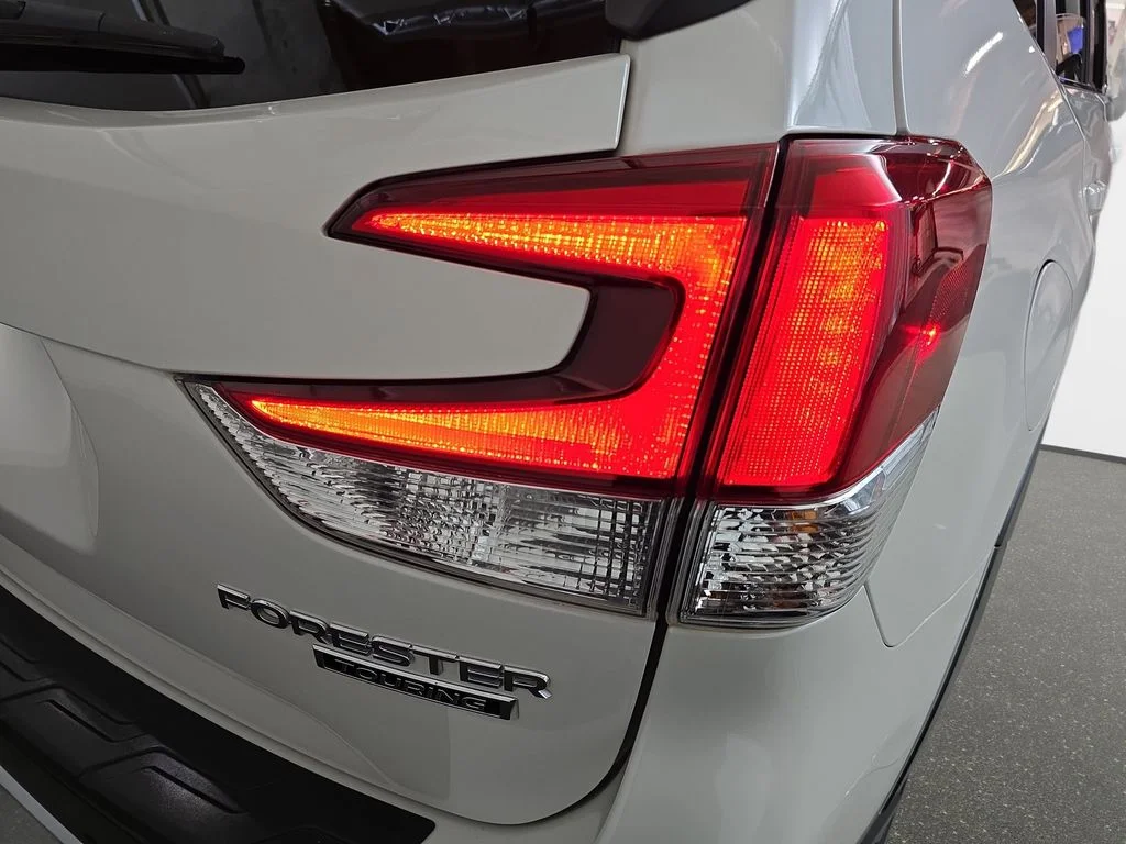 Used 2020 White Subaru Touring image 34