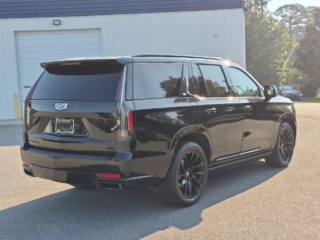 Used 2024 Black Cadillac Sport Platinum image 3