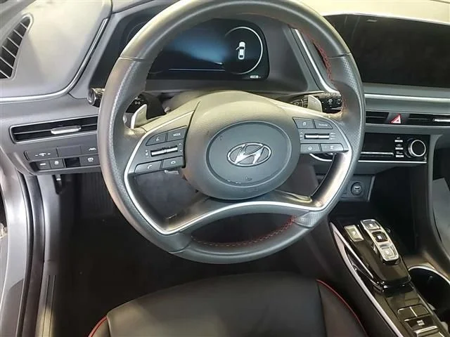 Used 2022 Gray Hyundai SEL Plus image 7
