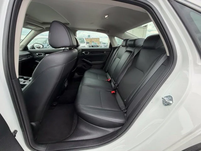 Used 2024 White Honda Touring image 12