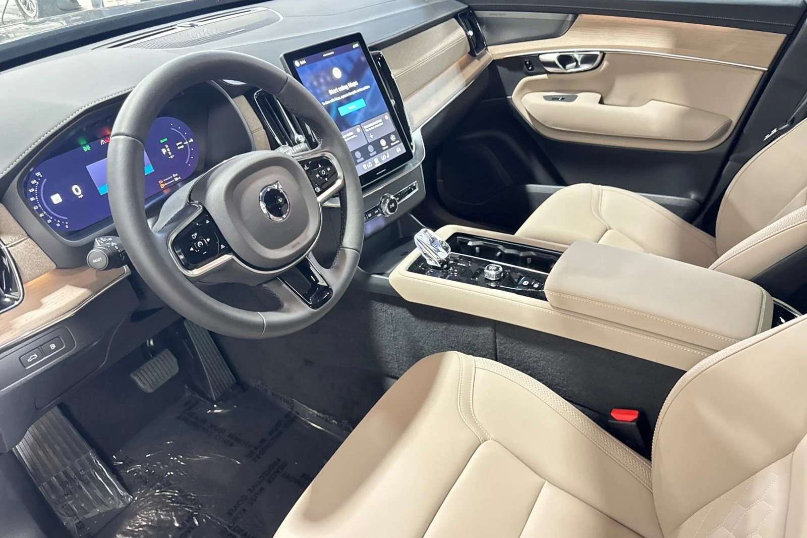 New 2026 Denim Blue Volvo T8 Plus 7-Seater image 13
