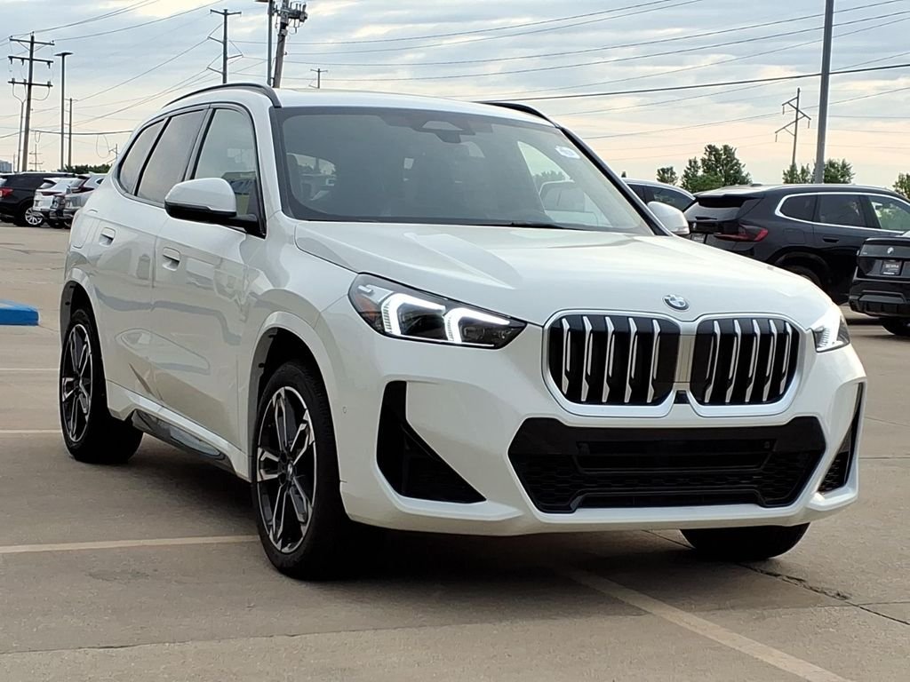 New 2026 Alpine White BMW xDrive28i image 14