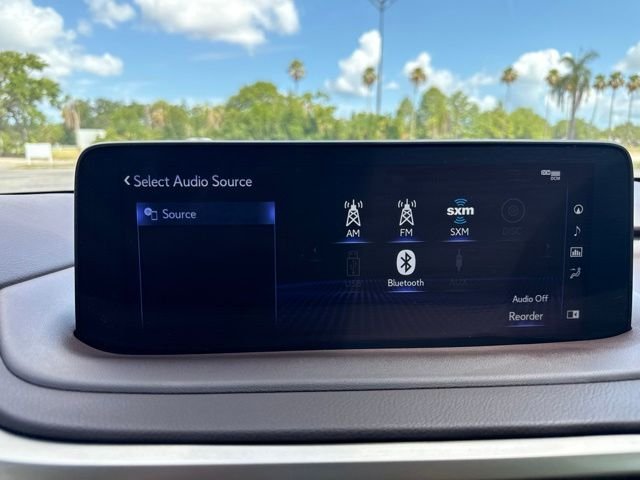 Used 2020 Silver Lexus 350 image 17