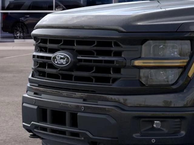 New 2026 Agate Black Metallic Ford XLT image 17