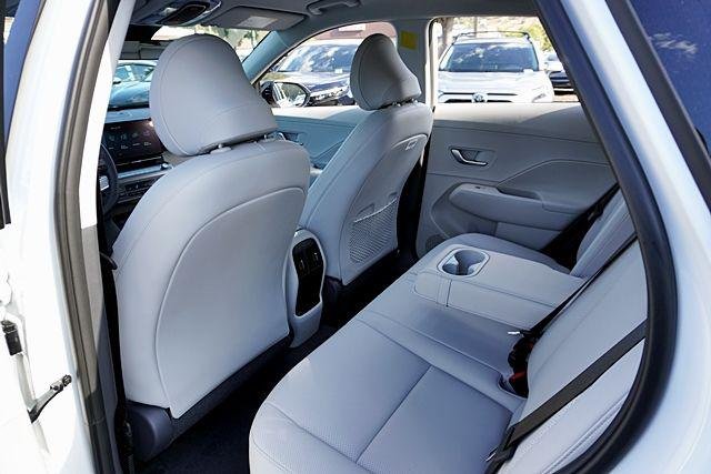 New 2026 White Hyundai SEL Premium FWD image 20