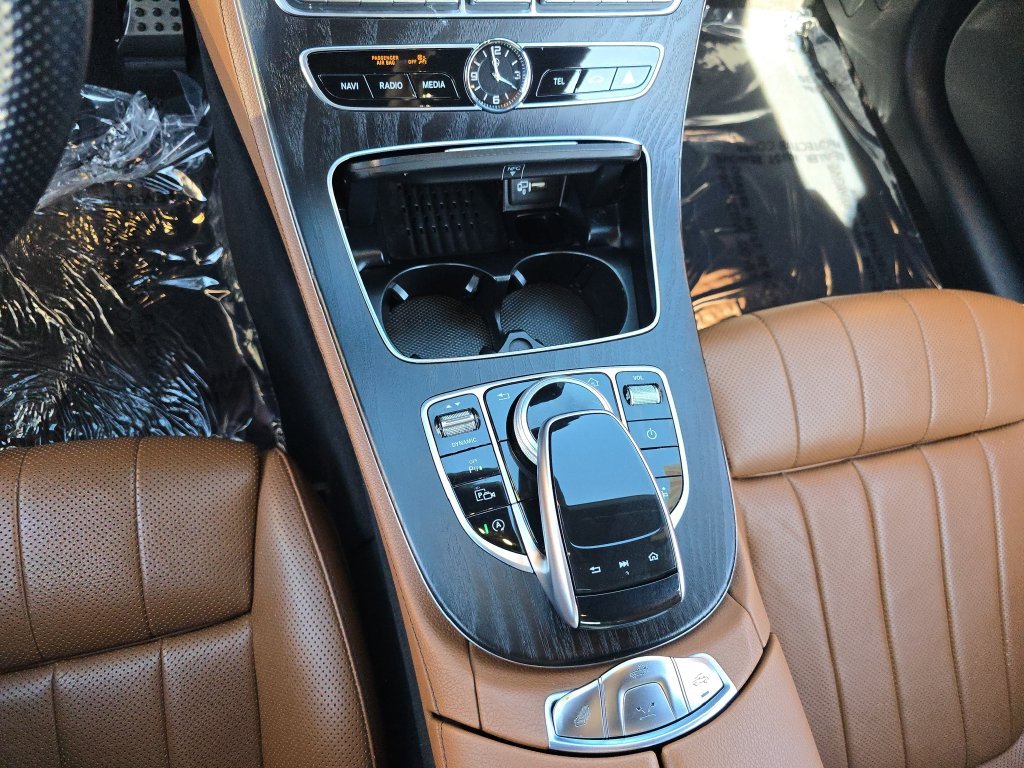 Used 2018  Mercedes-Benz E 400 image 31