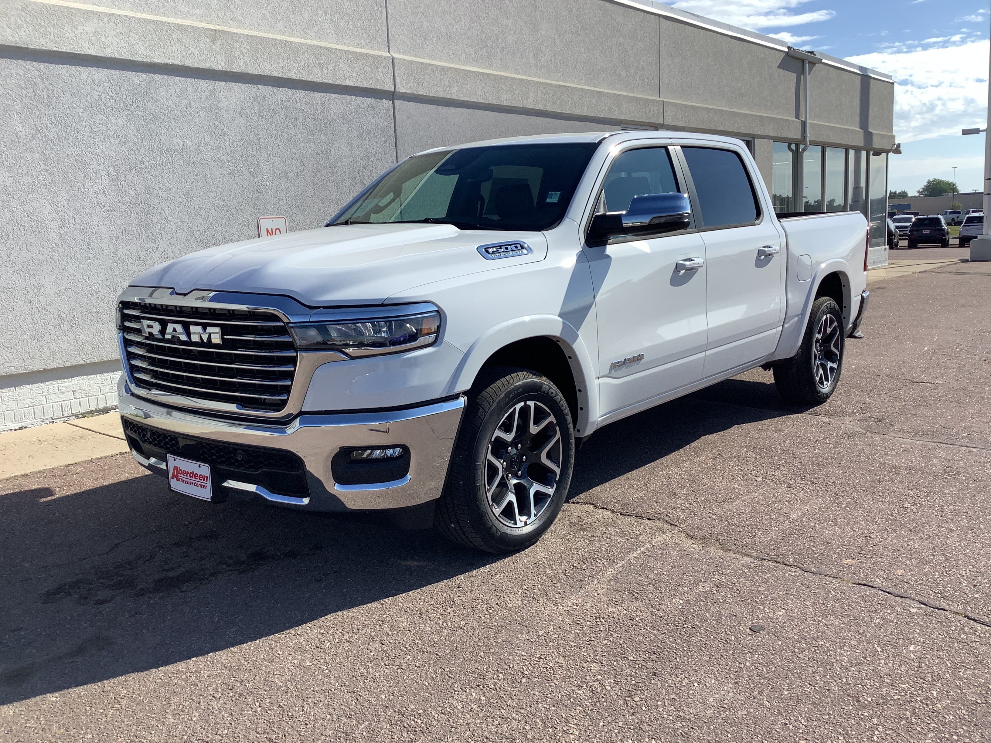 New 2026 Bright White Clear-Coat Exterior Paint RAM Laramie image 2