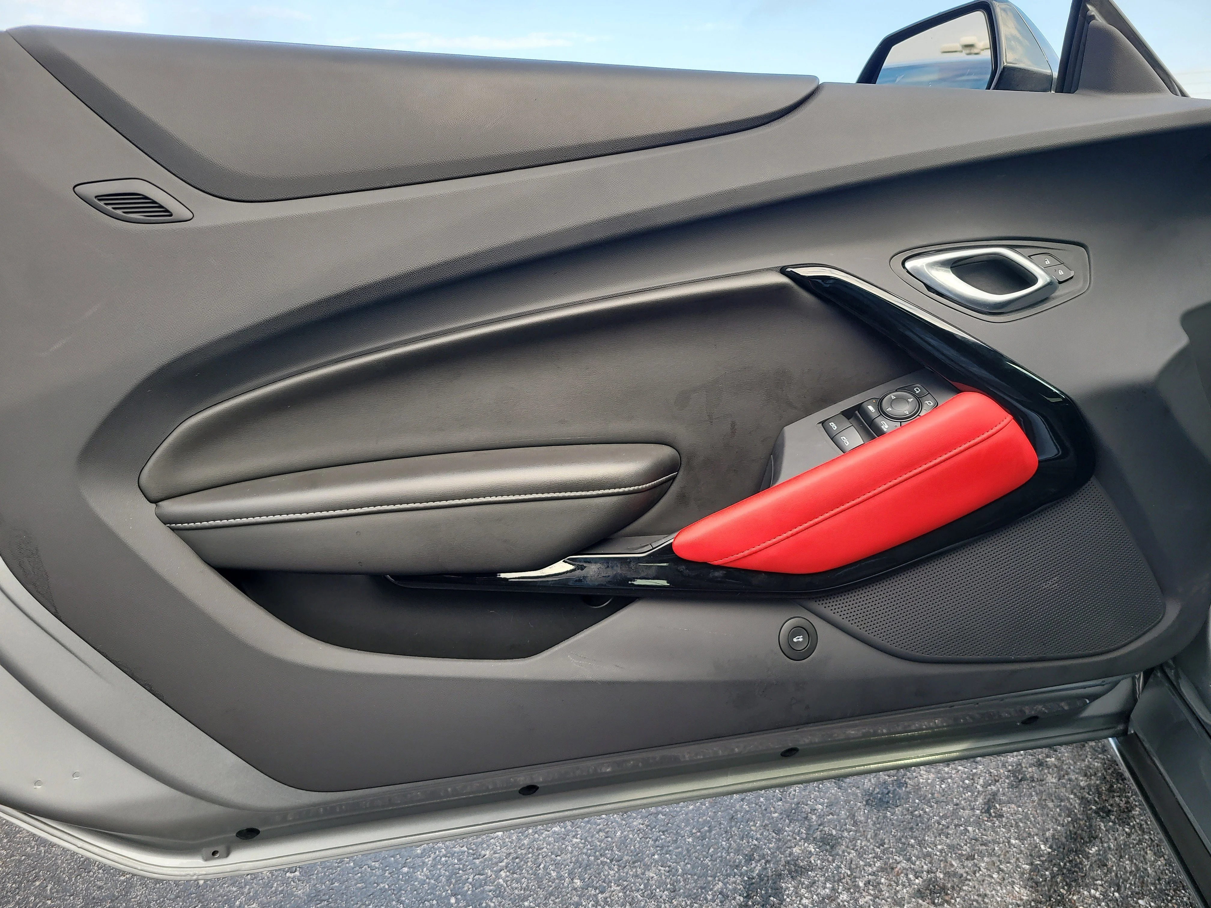 Used 2023 Sharkskin Metallic Chevrolet 1SS image 11