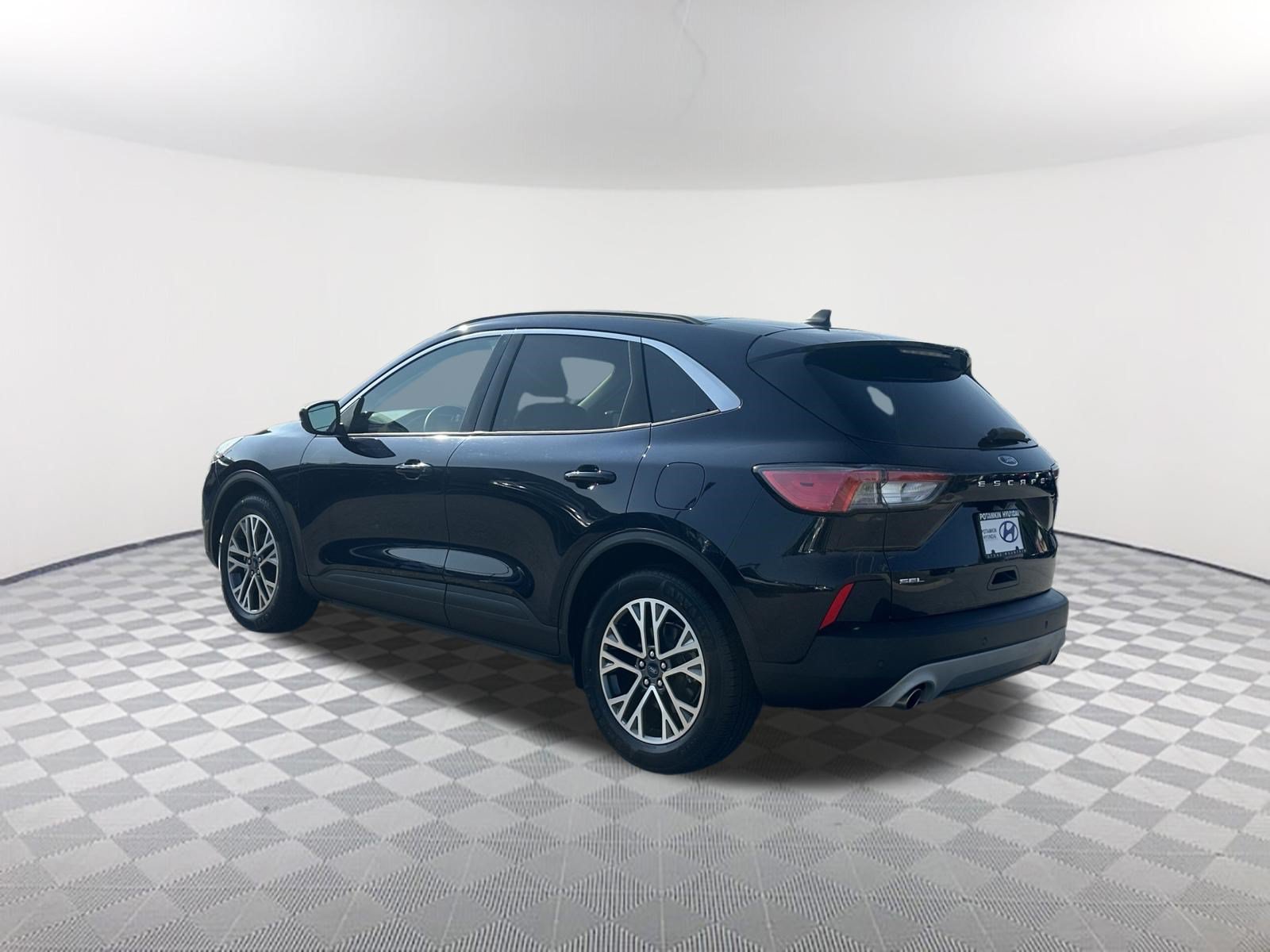 Used 2021 Blue Metallic Ford SEL image 7