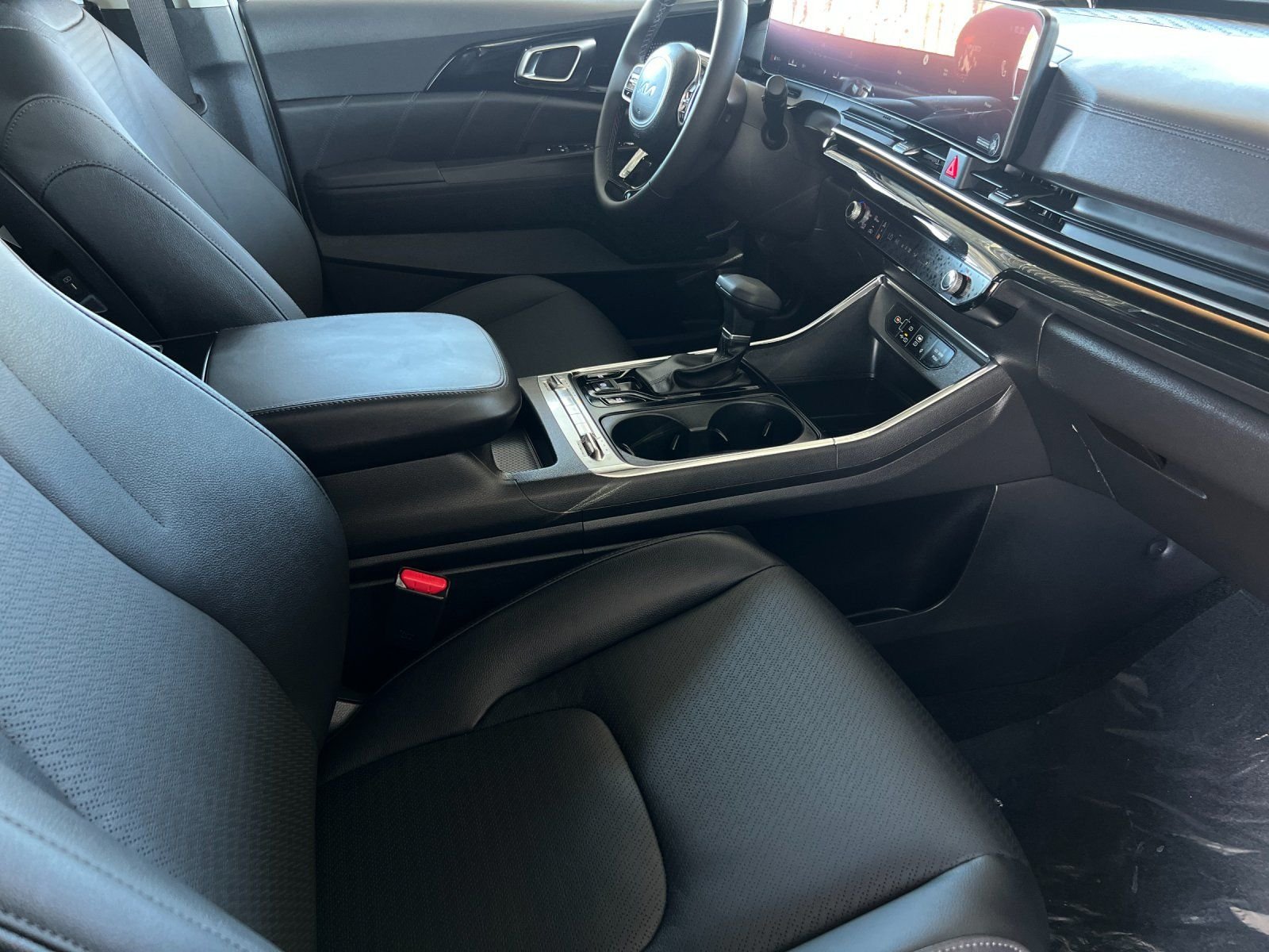 2026 Kia Carnival SX Prestige - Photo 18