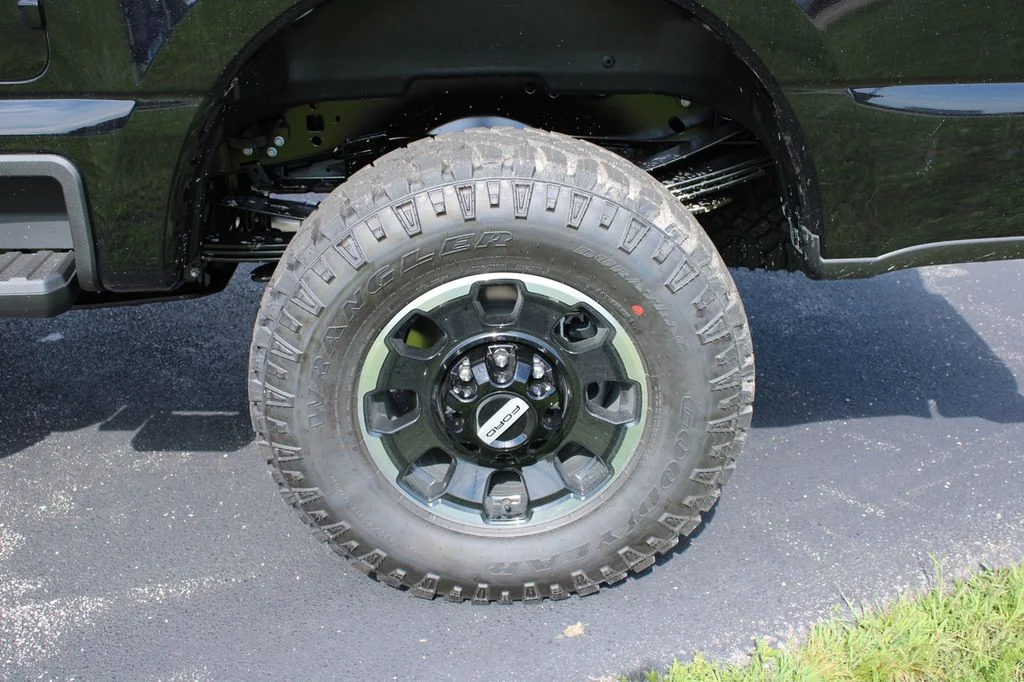New 2026 Agate Black Metallic Ford F-250® XLT image 9