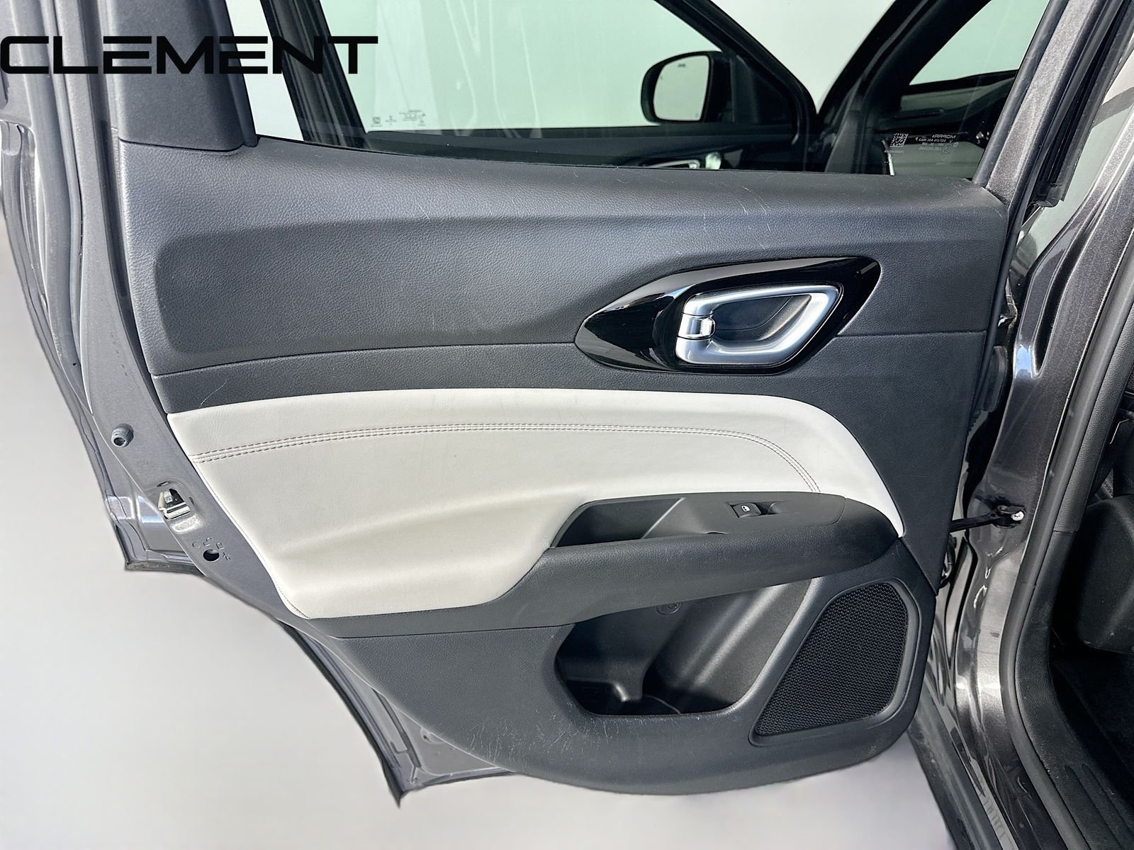 2023 Jeep Compass Limited - Photo 29