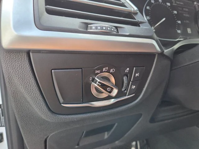Certified Used 2022 White BMW sDrive30i image 23