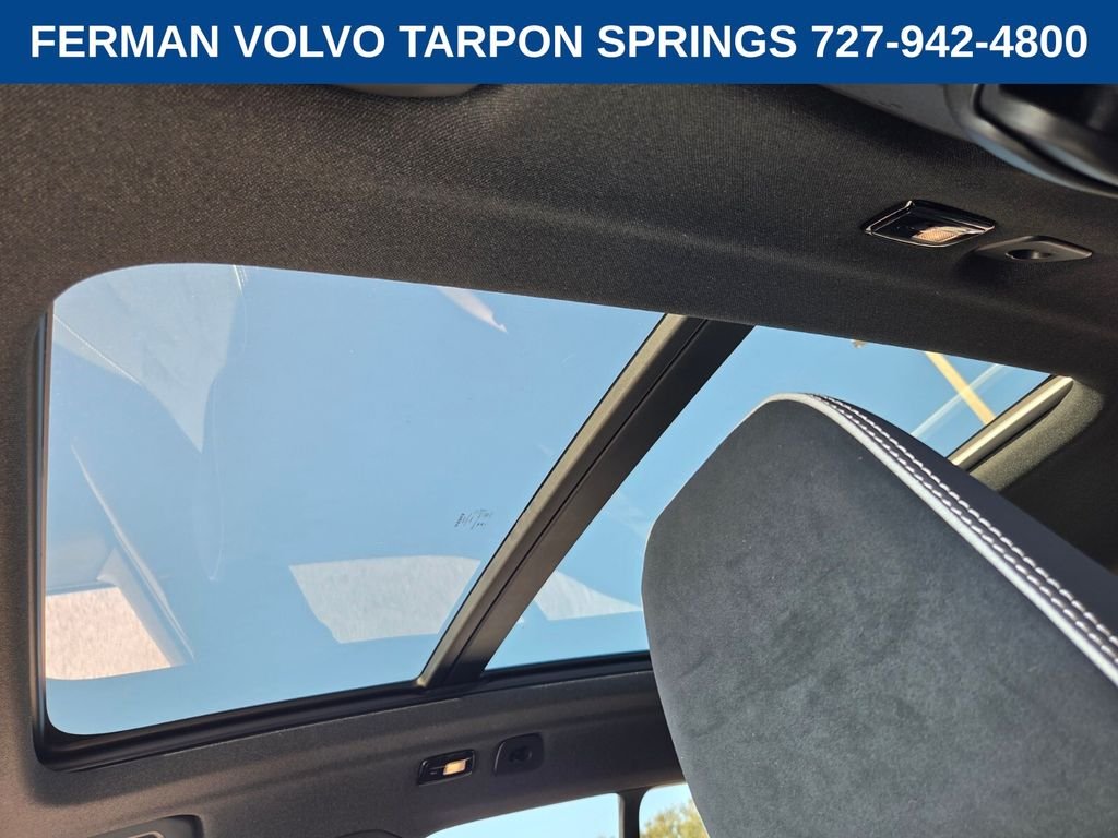 2026 Volvo XC40 Ultra Black Edition - Photo 23