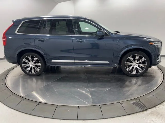 Certified Used 2022 Denim Blue Metallic Volvo T6 Inscription image 6