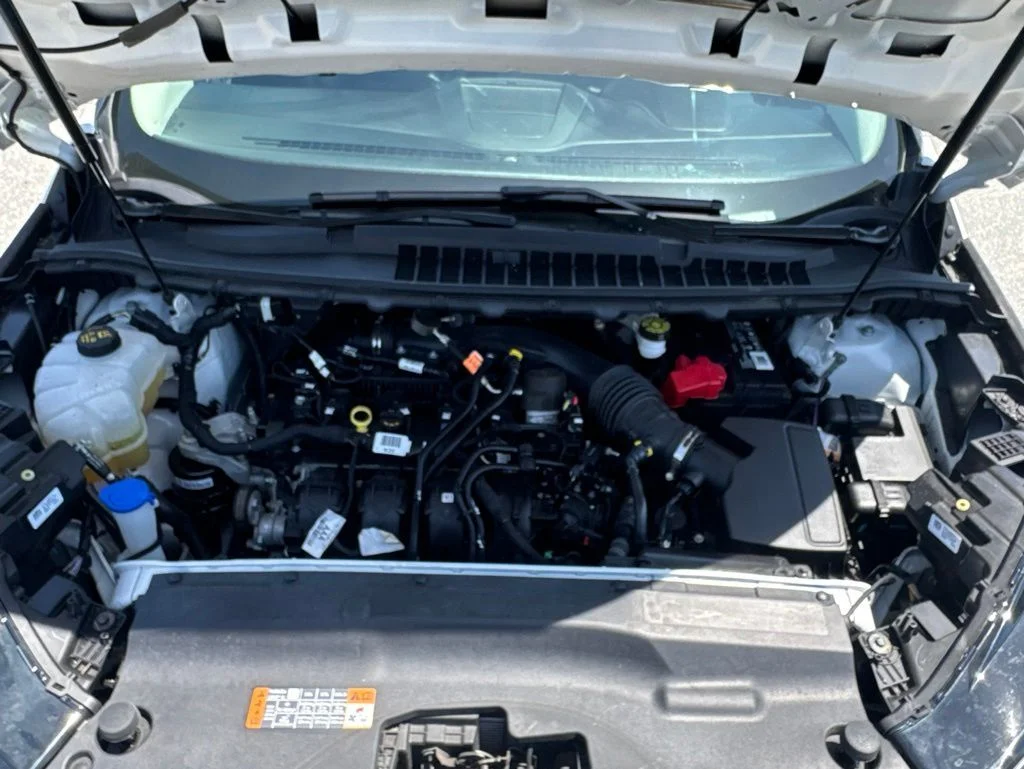 Used 2024 White Ford SEL image 32