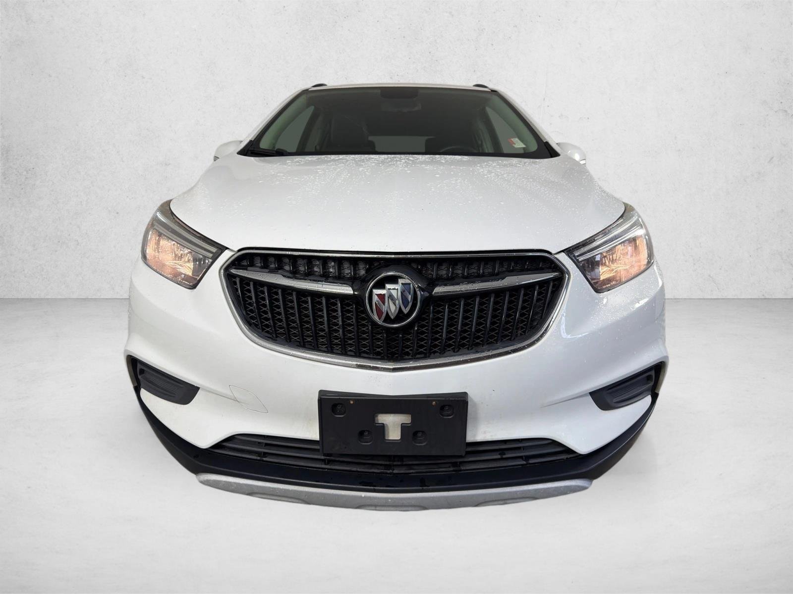 Used 2017 Summit White Buick Preferred image 8