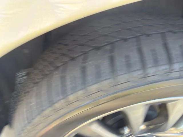 Used 2023 White Nissan Platinum image 10