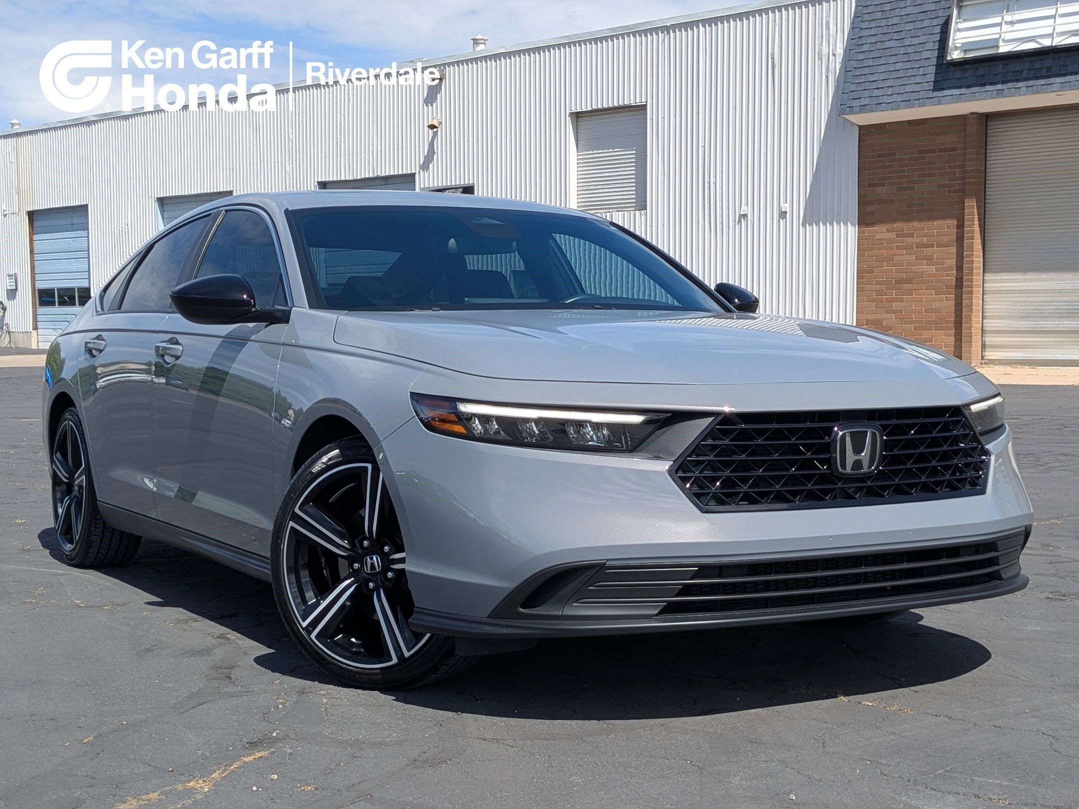 2023 Honda Accord Hybrid Sport w/o BSI's photo