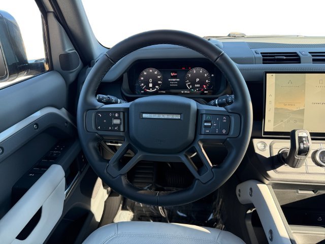 New 2026 Borasco Grey Land Rover X-Dynamic SE image 13