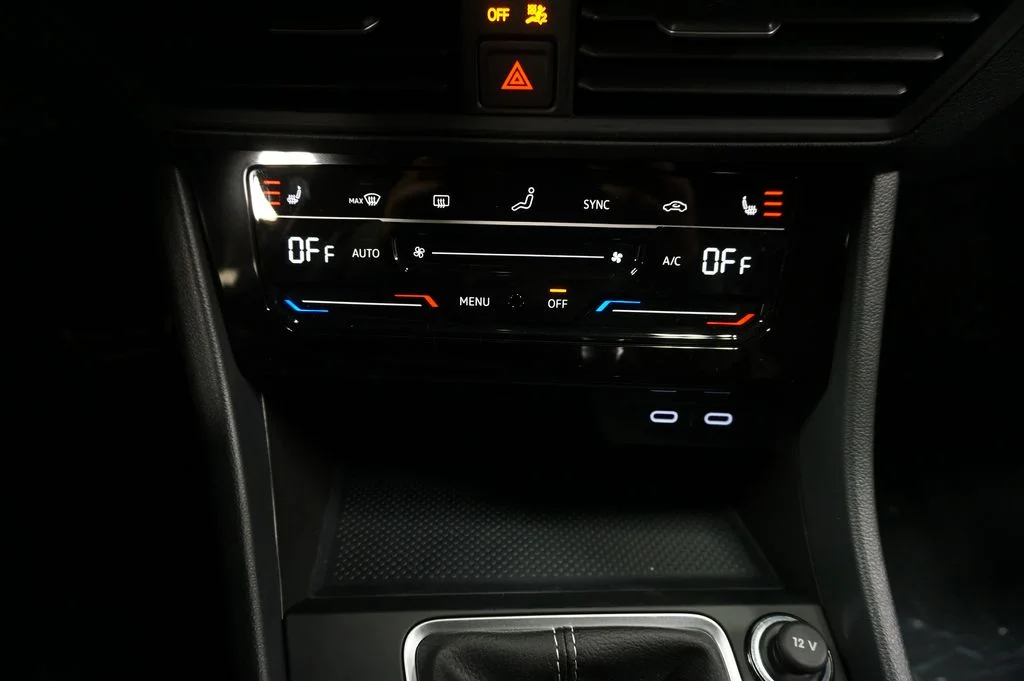New 2026 Gray Volkswagen 1.5T Sport image 15