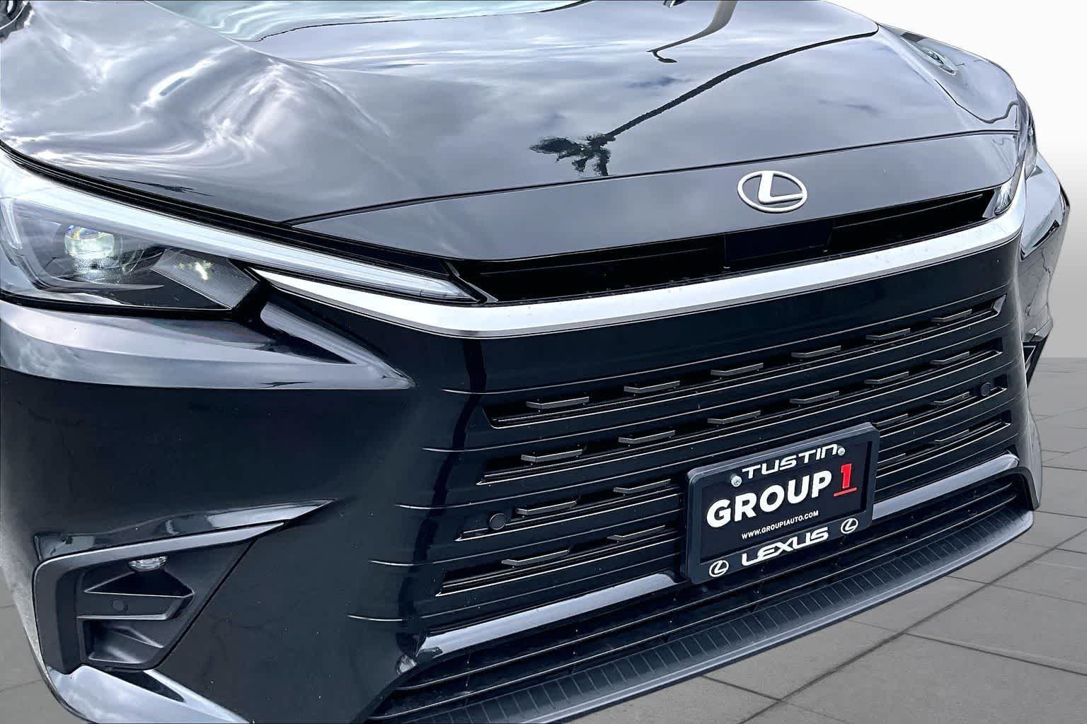 Certified Used 2025 Caviar Lexus  image 29