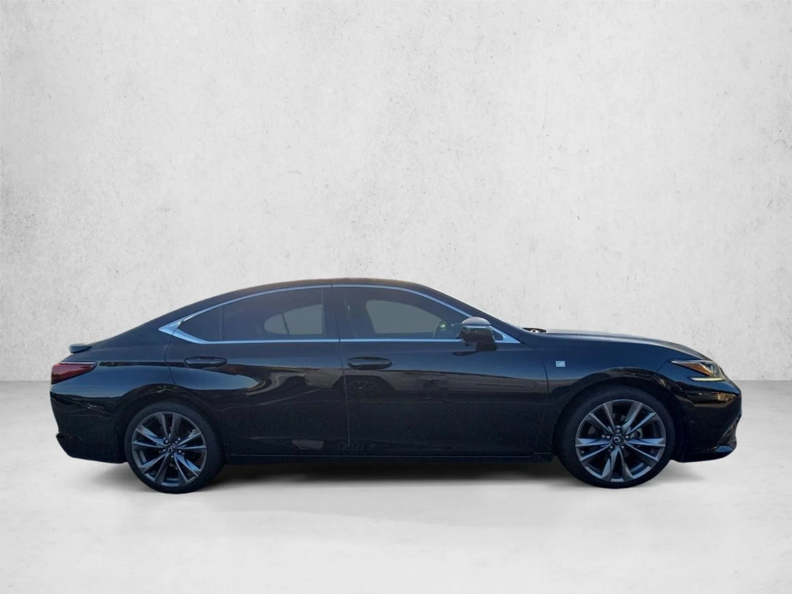 Used 2020 Obsidian Lexus ES 350 F SPORT image 4