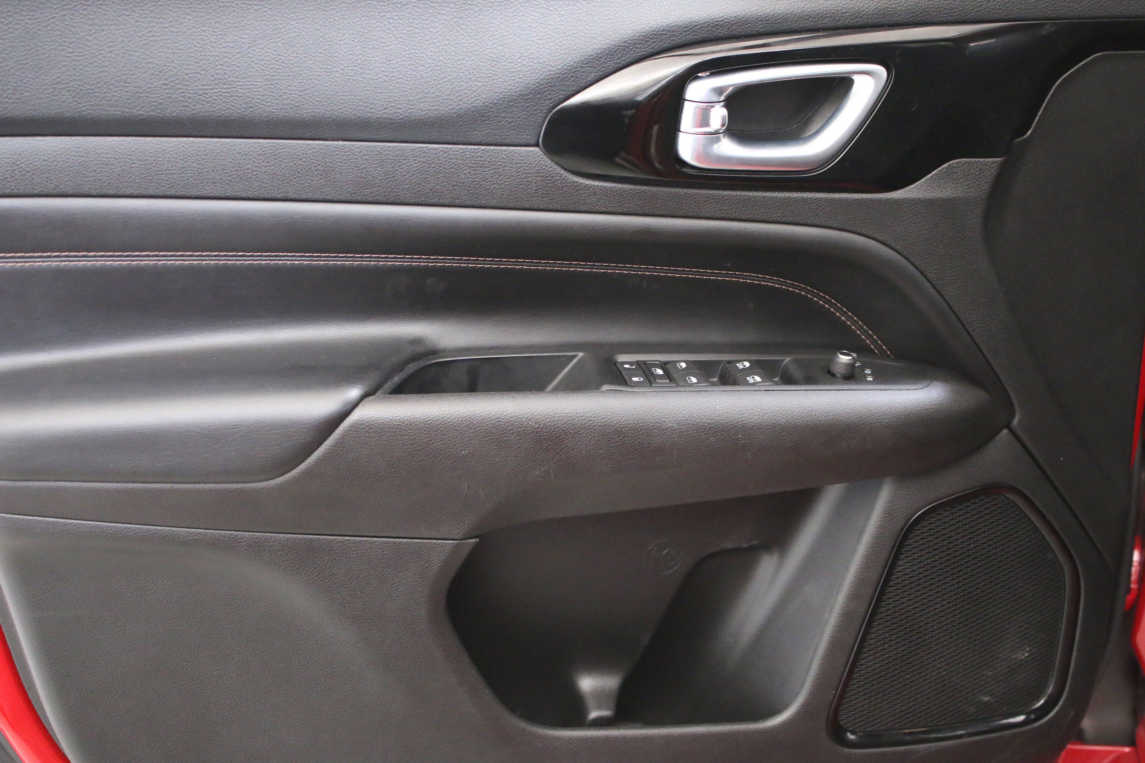 2022 Jeep Compass (RED) Edition - Photo 21