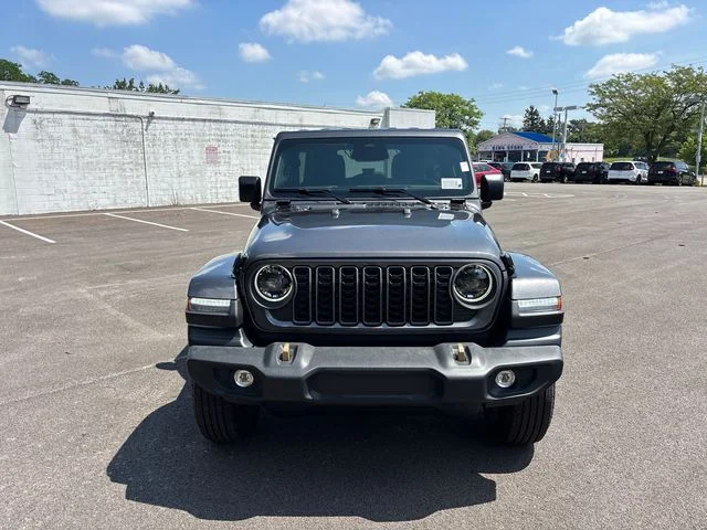 New 2026 Granite Crystal Metallic Clear-Coat Exterior Paint Jeep 85th Anniversary Edition image 5