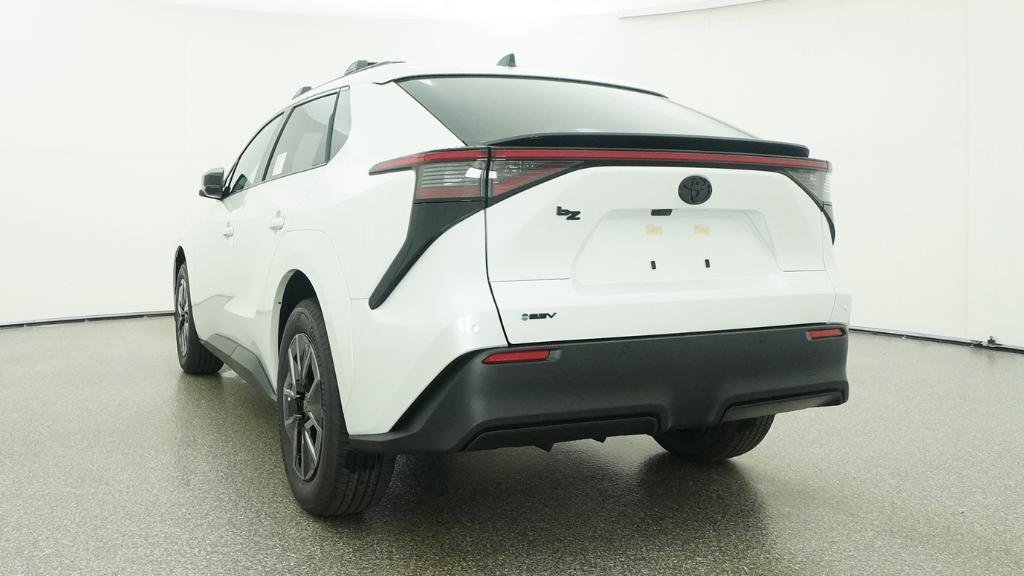 New 2026 Wind Chill Pearl Toyota XLE image 44