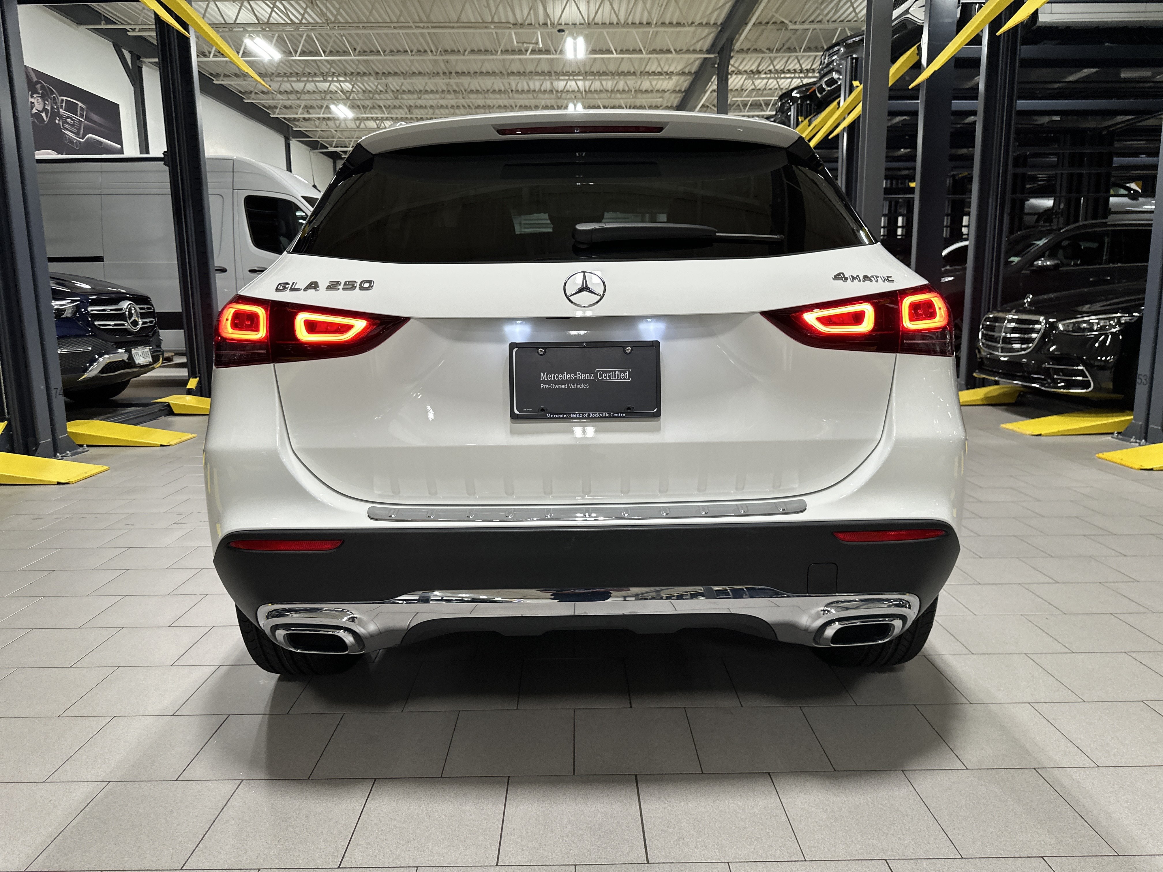 Certified Used 2023 Polar White Mercedes-Benz GLA 250 image 4