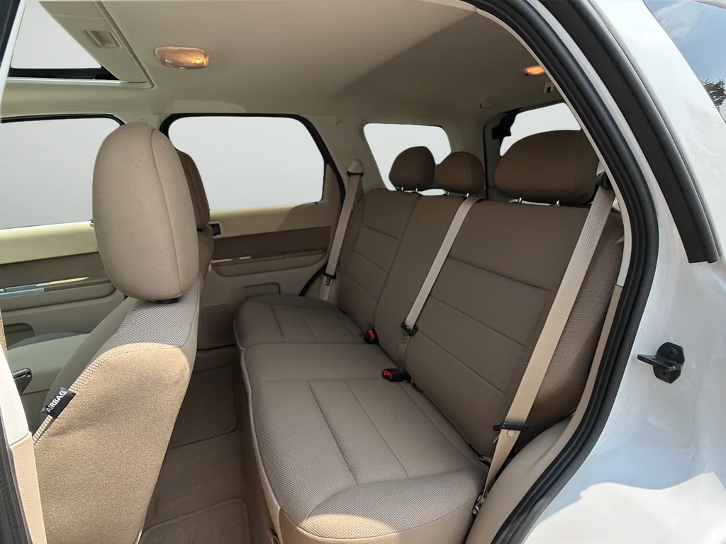Used 2009 White Ford XLT image 30